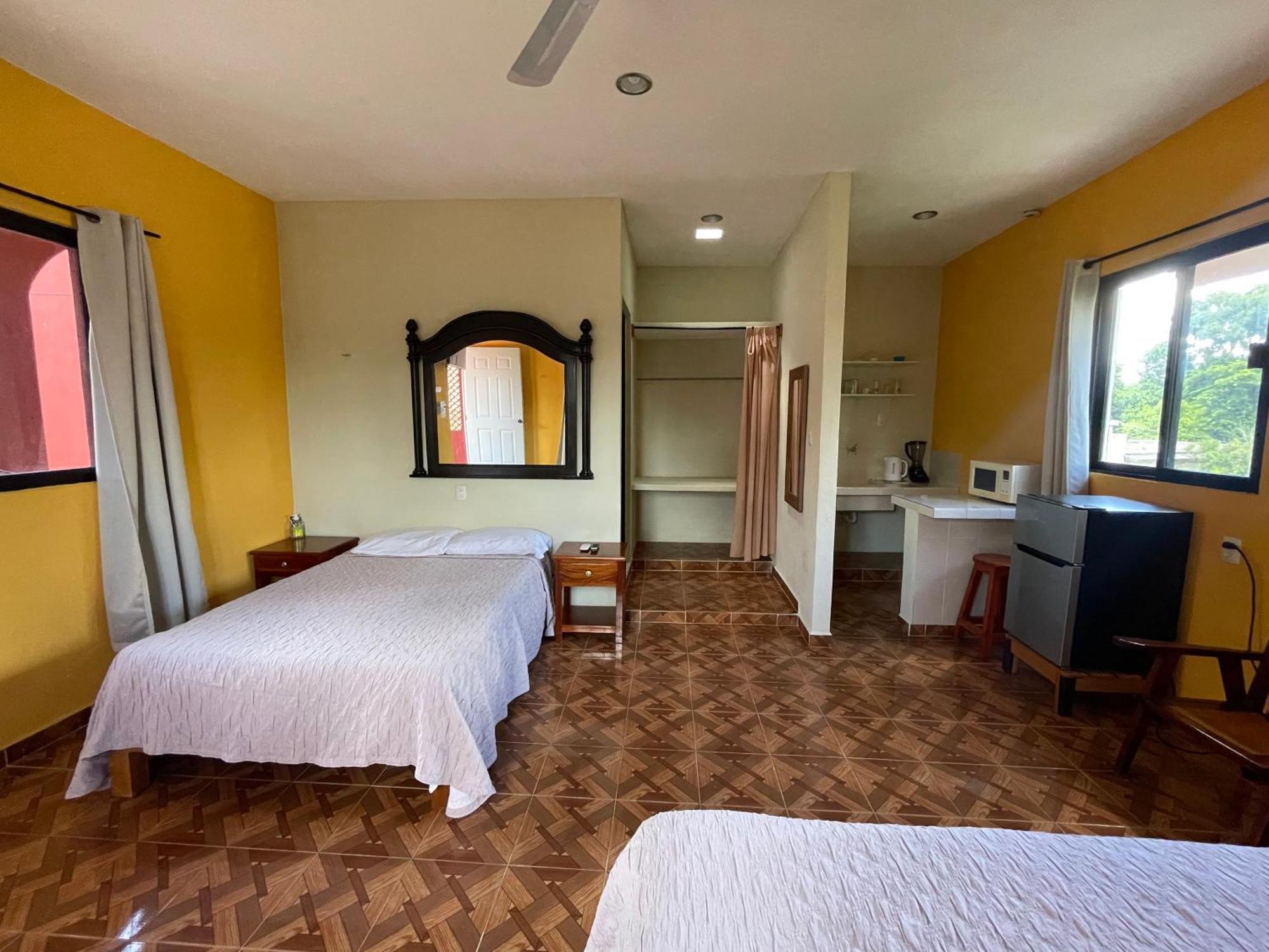 Casa Xu´unan Valladolid  Luaran gambar